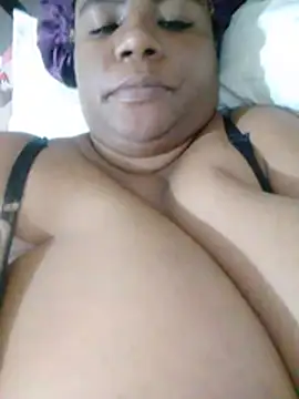 bigtitssxx webcam