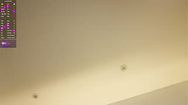 elodie_walker webcam