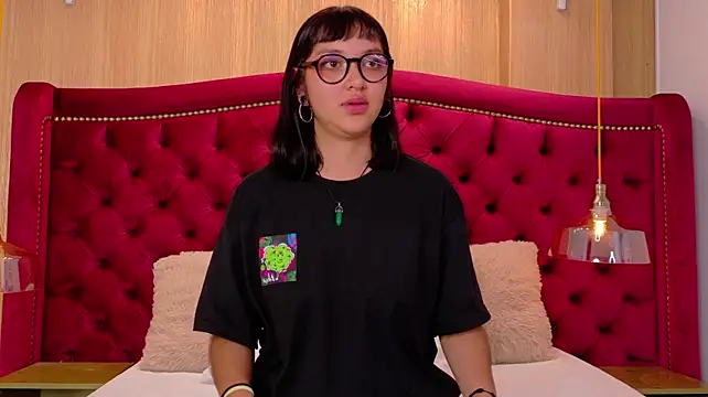 AlizCameron webcam