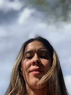 Emilia_Bakerr webcam