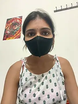 ishikaa5 webcam