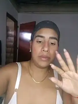 sophia_ale webcam