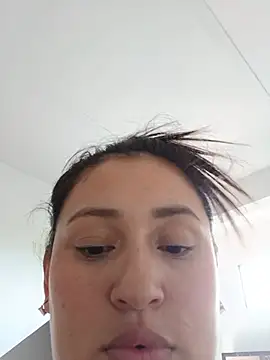 Hot_bella12 webcam