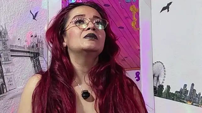 keila_j live cam on StripChat