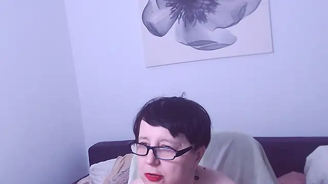christarose (F mature) - Make my evening amazing