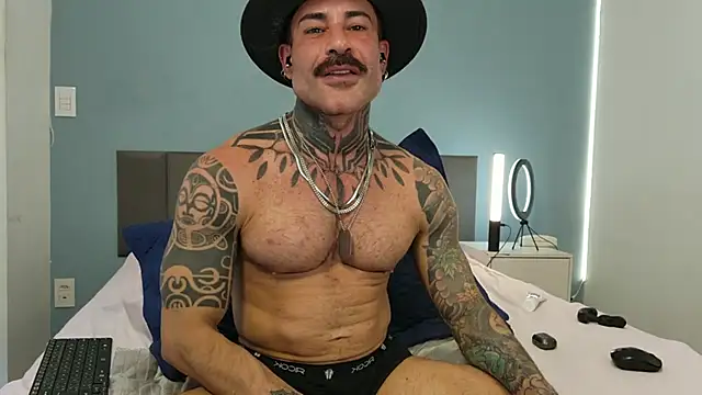 kaimeloni live cam on StripChat