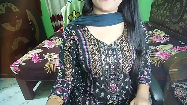 BengaliQueenStar webcam