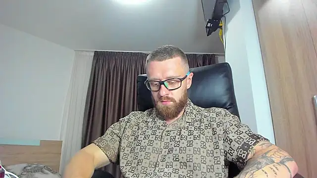 Findom_guy webcam