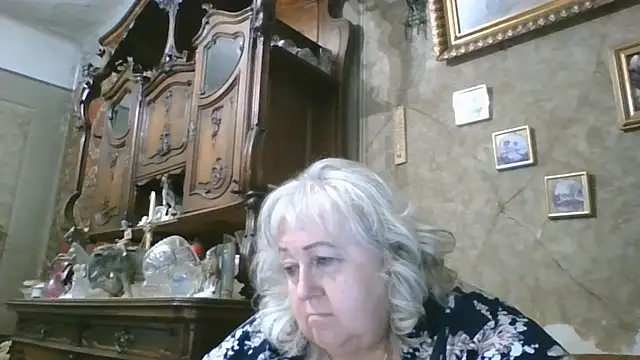 Lala-Love56 webcam