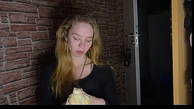ElizaStorm webcam