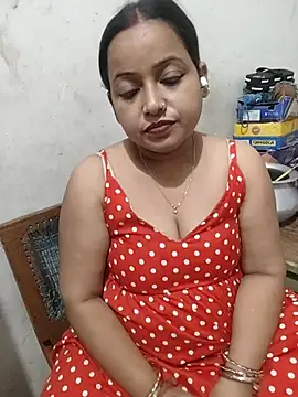 ninadi_hot webcam