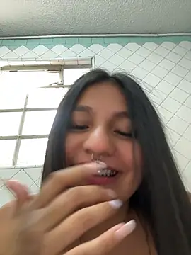 emily gomezz