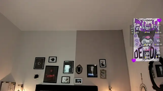 pinkk_deemon webcam