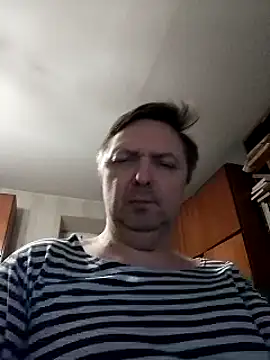 Pokaz2020 live cam on StripChat