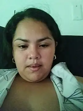 MiaBloom0 webcam