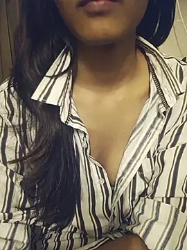 _Sexy_Lilly_ live cam on StripChat