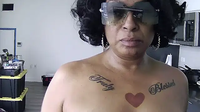 MSweetLindaParks webcam