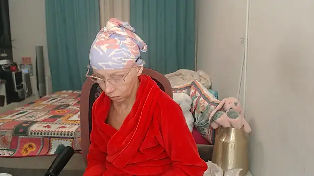 LuxuryNika live cam preview