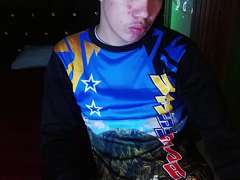 haku_nayro webcam