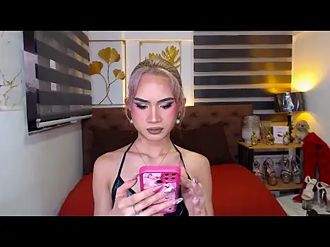 JuicyCockThea