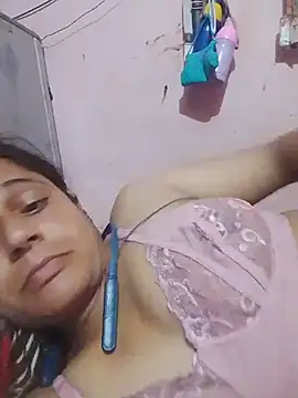 Varsha_96 webcam