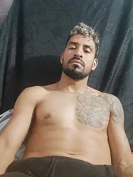 Alexsexygamer live cam on StripChat