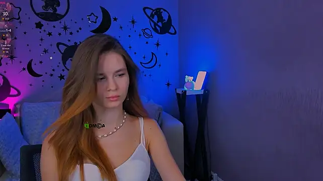 angie_foxy1