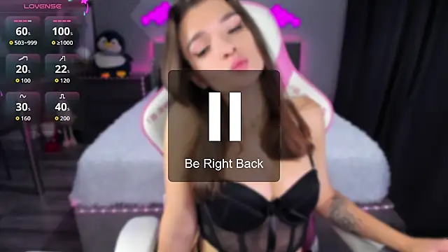 Maggie_Moore webcam