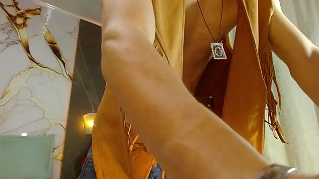 Brandon_Wolf webcam