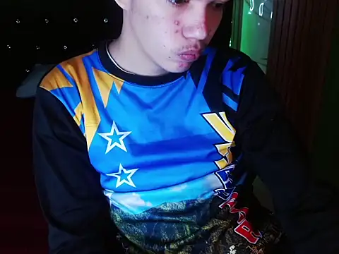 haku_nayro webcam
