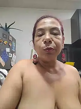 Scarlet_curly8a webcam