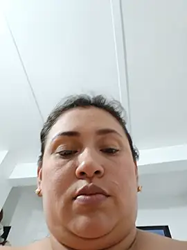 Hot_bella12