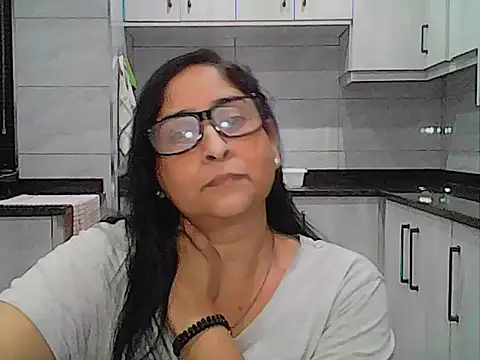 Indiankushy live cam preview