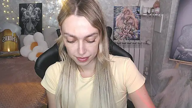 NickyAdamidi webcam