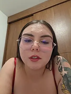 Julieth85_ webcam