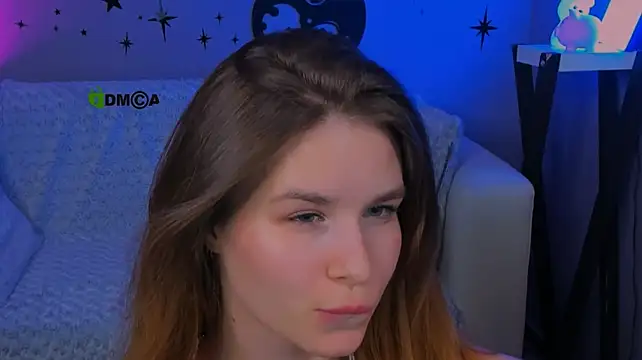 angie_foxy1