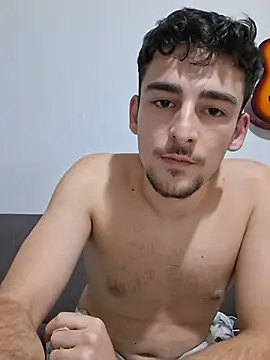 Yasinyasin7 webcam