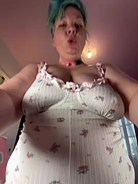 KawaiiKiki_247 webcam