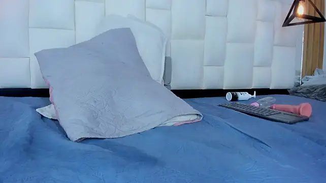 camila__rodriguez_ webcam