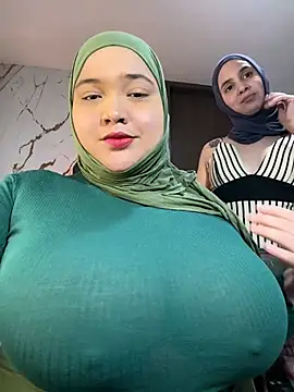 sweetmuslim01 live cam on StripChat