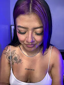 Abbyqueen23_ live cam on StripChat
