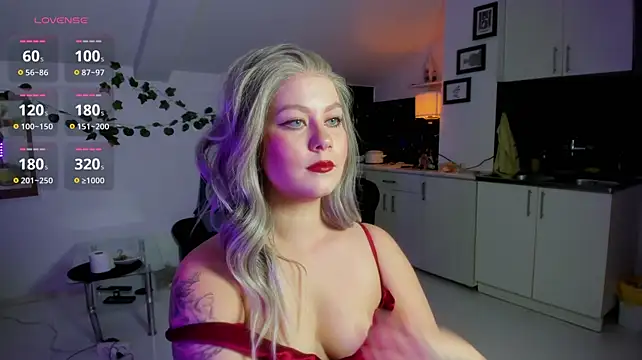 AmiableMuffleGirl live cam on StripChat