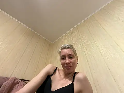 BlondieOnline_
