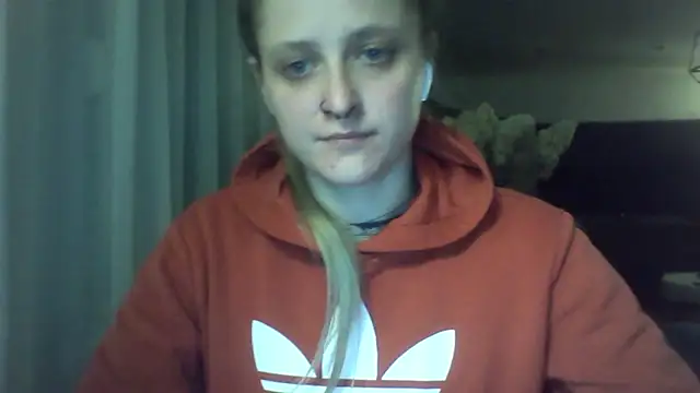 LeaWetGirl live cam on StripChat