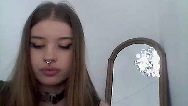 MollyHotTeen live cam preview