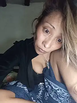 alexiajames_13 webcam