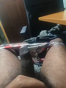 hotboy43339 live cam