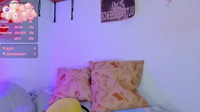 MarieTaylor_ webcam