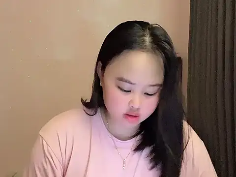 Nhungnhung201 webcam