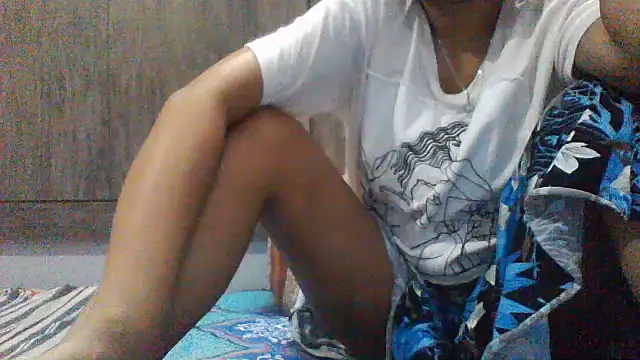 shalini_fire webcam